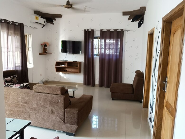 Aparthotel Ronna Apartments At Lakeside Estates