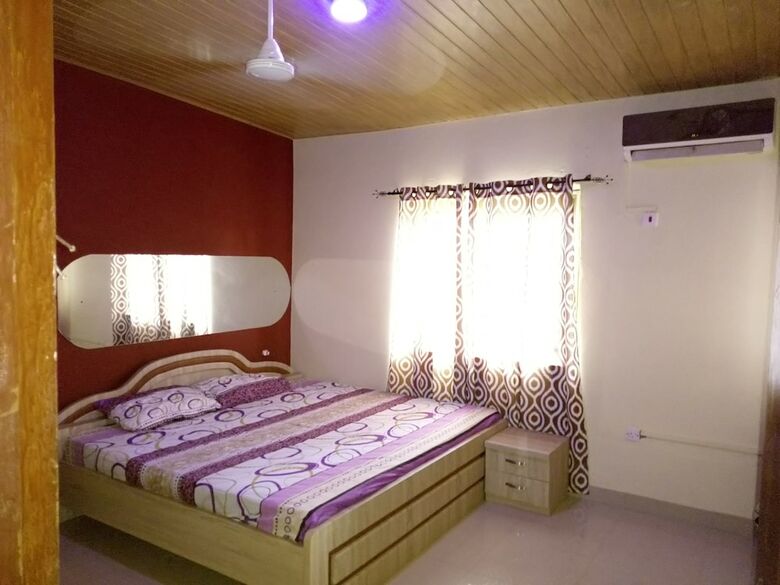 Aparthotel Ronna Apartments At Lakeside Estates
