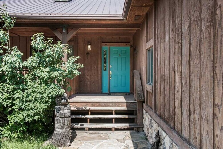 Amys Little Ponderosa - Three Bedroom Cabin