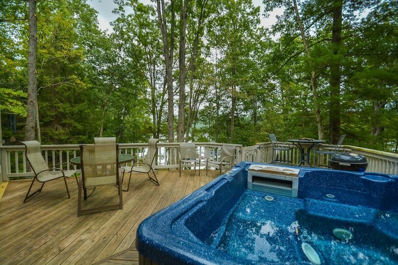 Blue Moon 3 Bedroom House