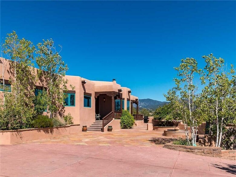 Dorthia Garden Retreat - Five Bedroom Home