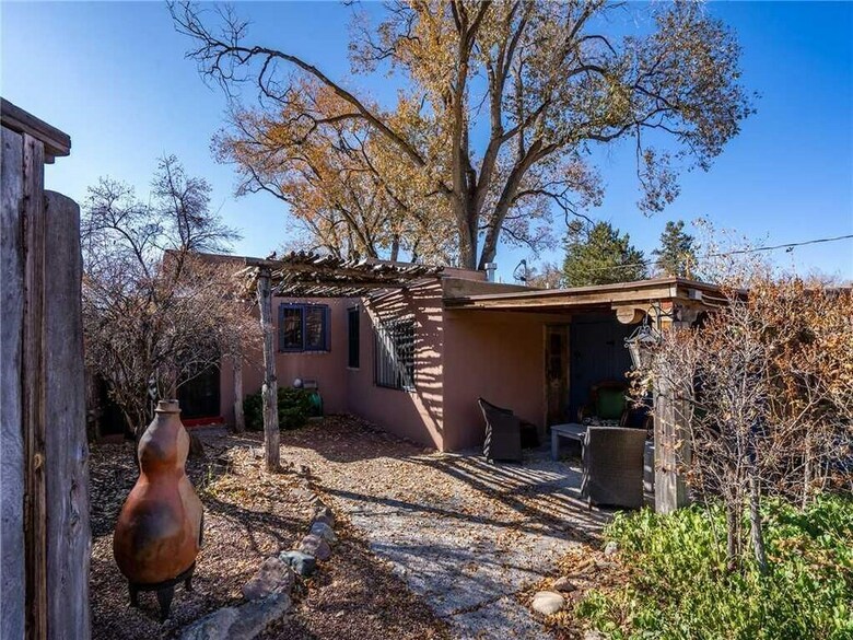 La Vida Buena - Two Bedroom Home