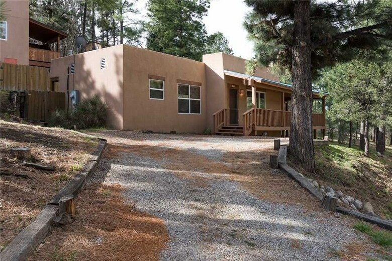 Oso Blanco - Two Bedroom Cabin
