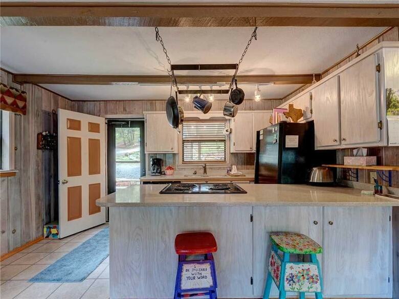 Schaffer Scherenity - One Bedroom Cabin With Hot Tub