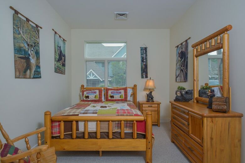 Four Seasons 4 Bedroom Apartment