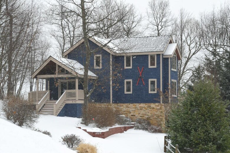 Bluebird Daze 4 Bedroom House