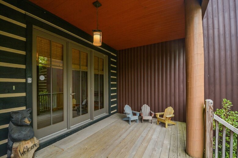 All Seasons Pass 4 Bedroom House
