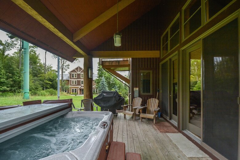 All Seasons Pass 4 Bedroom House