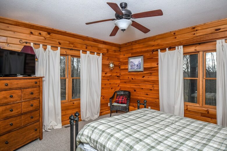 Keep Dreaming 4 Bedroom House
