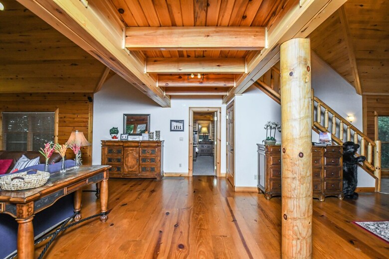 Peak Of Perfection 5 Bedroom House