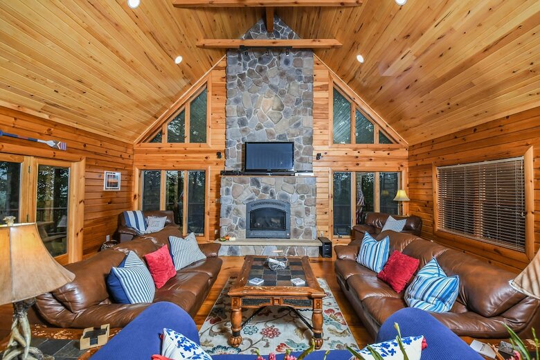 Peak Of Perfection 5 Bedroom House