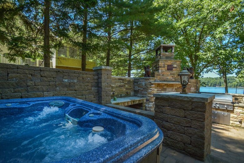 Champagne Taste 6 Bedroom House