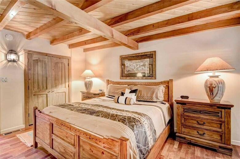 Plaza Splendor - Three Bedroom Home