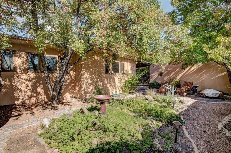 Plaza Splendor - Three Bedroom Home