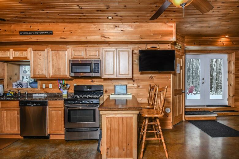 Hideout At Red Pines 3 Bedroom House