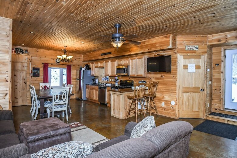 Hideout At Red Pines 3 Bedroom House