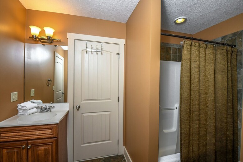 Apartamentos Breathe Easy 5 Bedroom Townhome