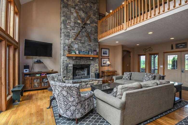 Unforgettable 8 Bedroom House