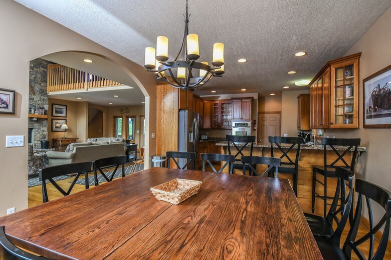Unforgettable 8 Bedroom House