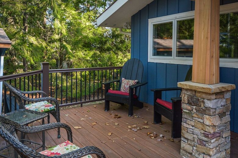 Lakeside Dreamin' 4 Bedroom House