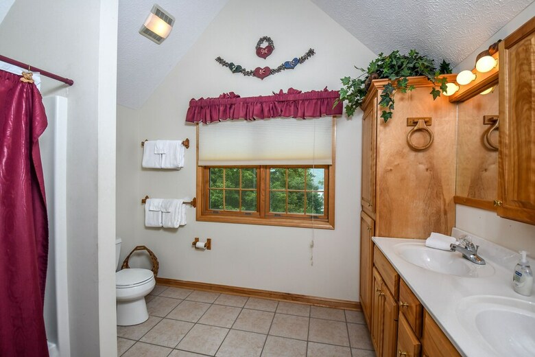 Moon Tower 4 Bedroom House
