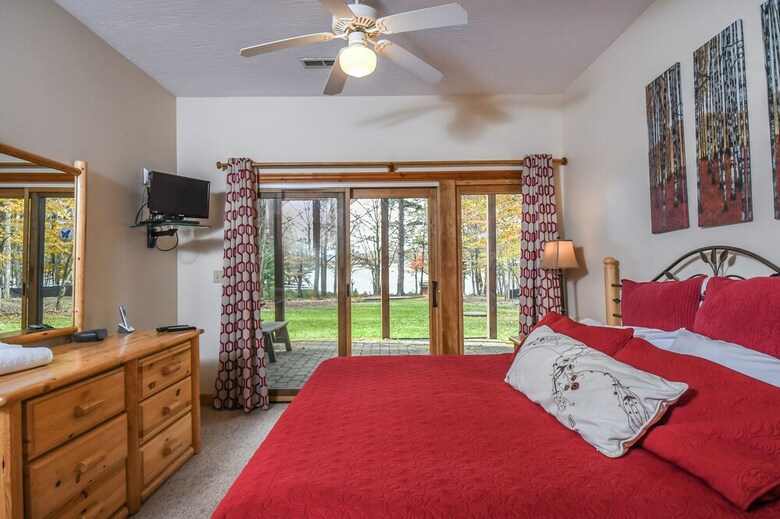 Constantly Cozy 6 Bedroom House