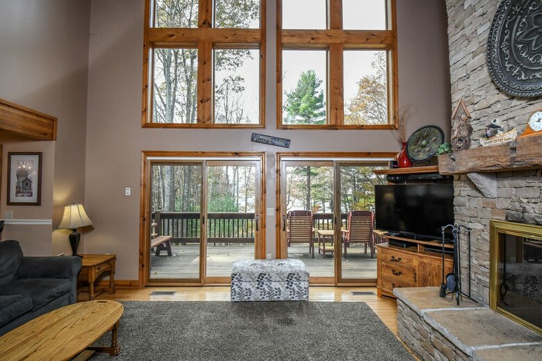 Constantly Cozy 6 Bedroom House