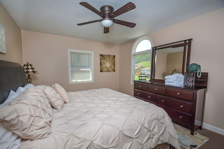 Creeks Edge 3 Bedroom House