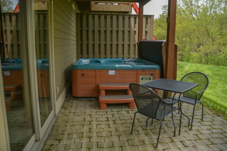 Cottage On The Marsh 4 Bedroom Townhome