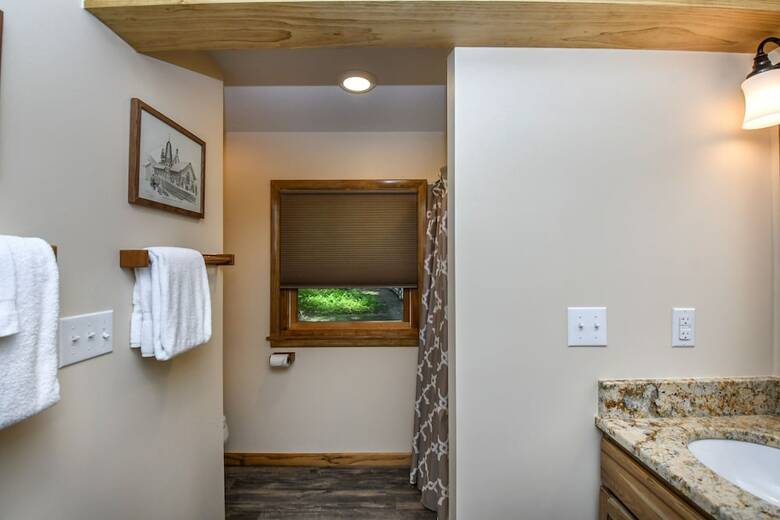 Arbutus Trail 3 Bedroom House