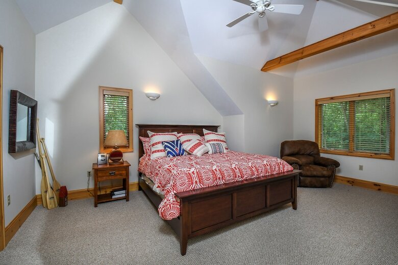 Paradise At Deep Creek 7 Bedroom House