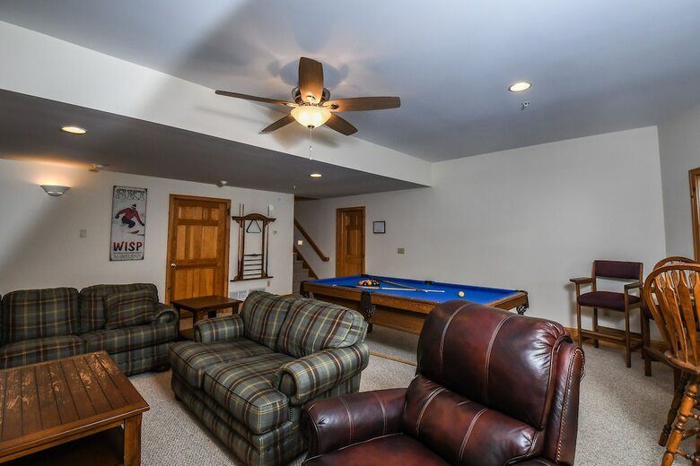 Paradise At Deep Creek 7 Bedroom House
