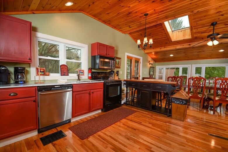 Sunrise Cove 4 Bedroom House