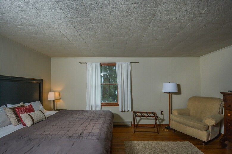 Nestled Hideaway 3 Bedroom House