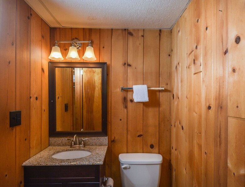 Nestled Hideaway 3 Bedroom House