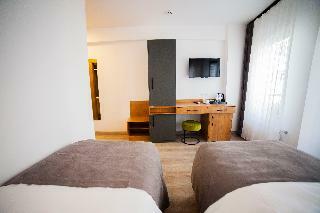 Set Ozer Hotel