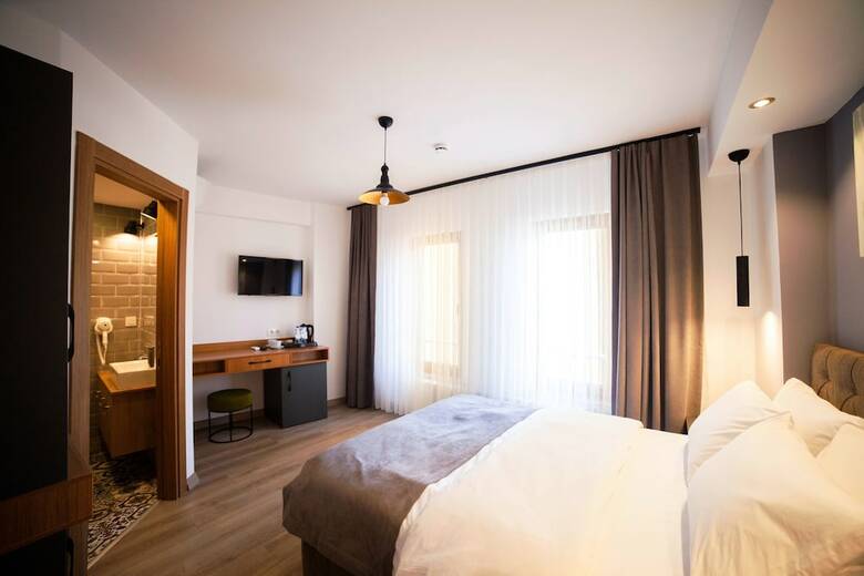 Set Ozer Hotel