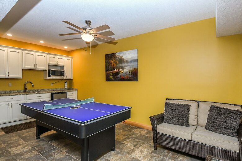 Sheba Snow 5 Bedroom House