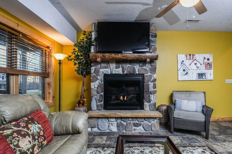 Sheba Snow 5 Bedroom House