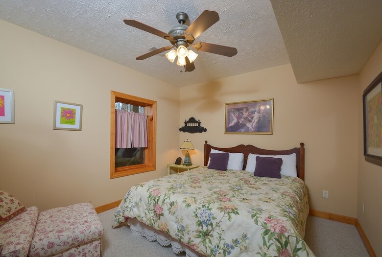 San-stress 4 Bedroom House