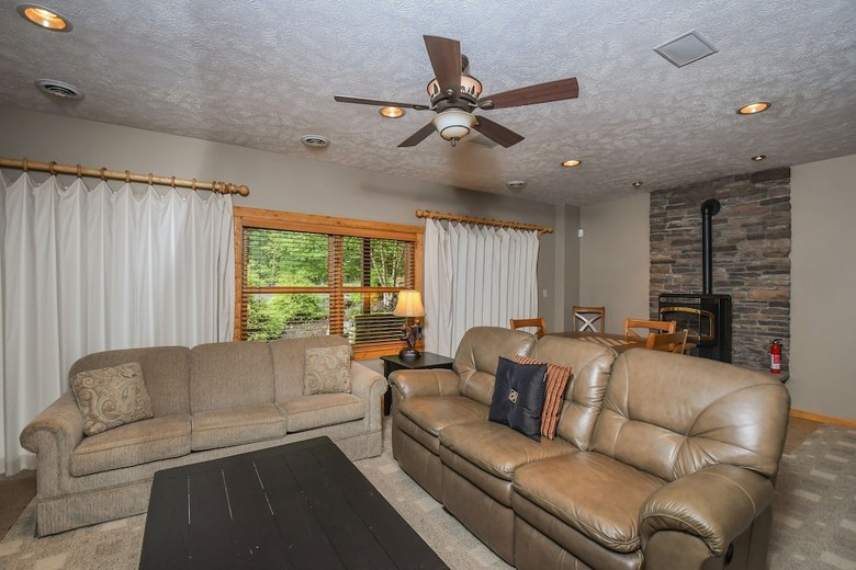 Easy Like Sunday Morning 3 Bedroom House