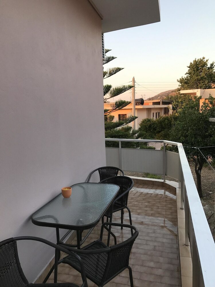 Falassarna Houses