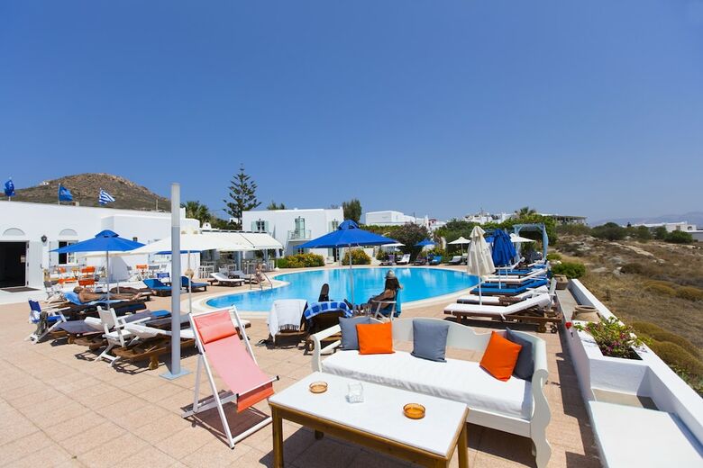 Hotel Lianos Village