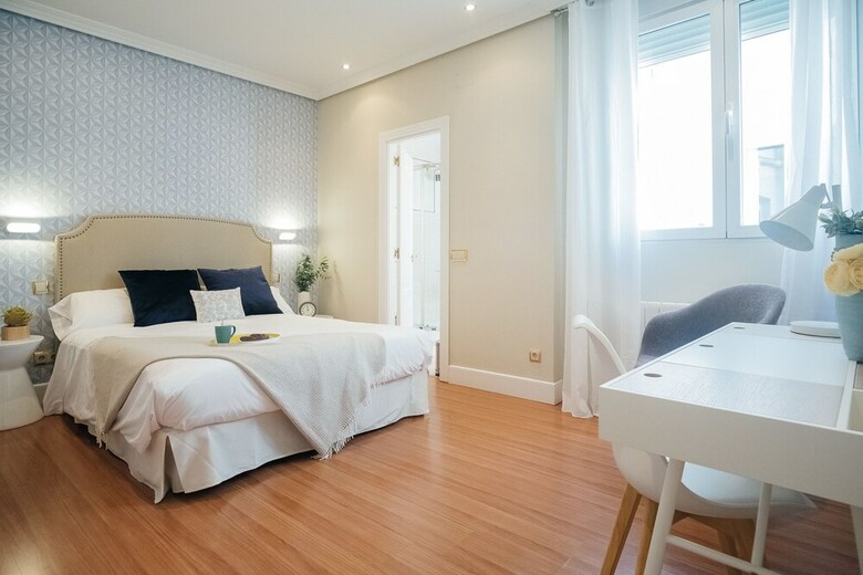 Apartamentos Heima Puerta Del Sol Pza Santa Ana