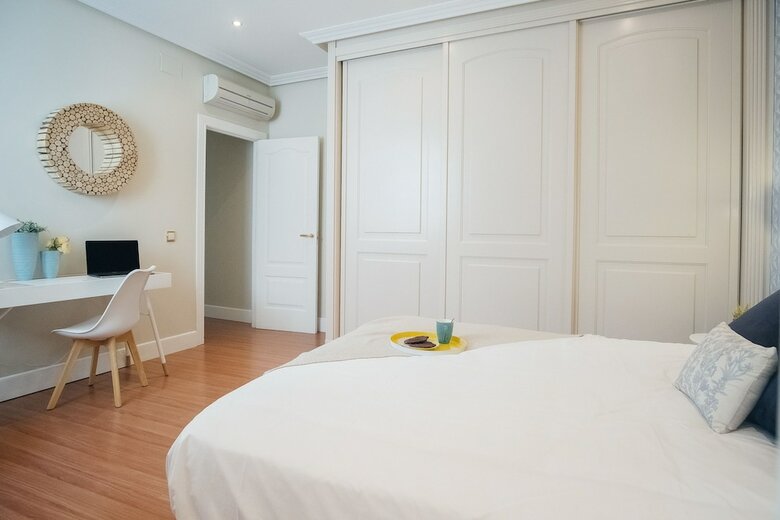 Apartamentos Heima Puerta Del Sol Pza Santa Ana