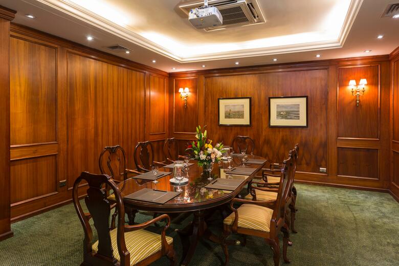 Hotel Santiago Park Plaza