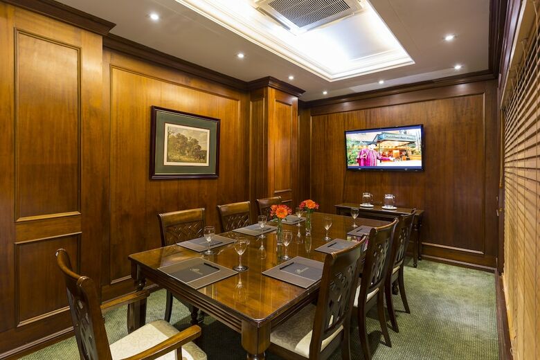 Hotel Santiago Park Plaza