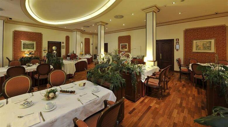 Hotel Roger De Lluria