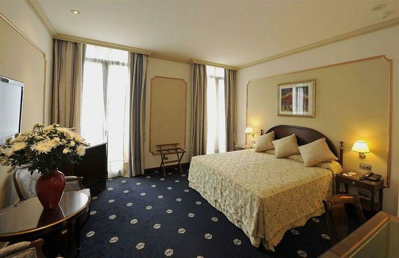 Hotel Roger De Lluria
