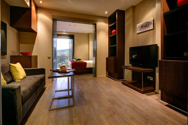 Olivia Plaza Hotel